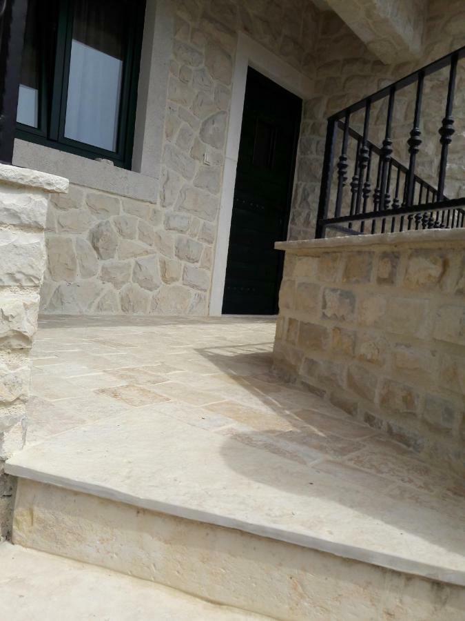 Holiday Home Jakov Бибинье Экстерьер фото